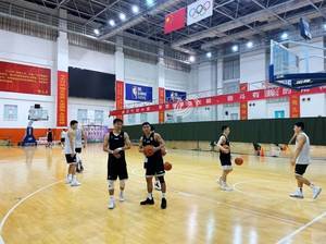 徐长锁：接手山东队帅位对我来说是挑战 两位外援赶不上第一阶段