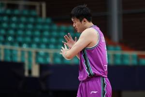 鲁媒:昔日MVP遇转型难题 丁彦雨航还能找回“最初的自己”吗?