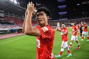 粤媒点评广州队1-0国安：主帅郑智首发效果好