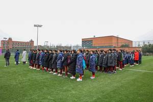 备战亚青运动会,全国2007年龄段女足精英球员训练营在成都开营