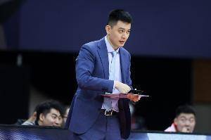 杨鸣：江苏队打得非常顽强 接下来要做好伤病恢复和调整好状态