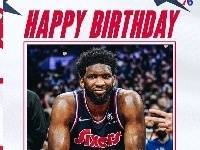 🎂28岁！76人官方晒海报为恩比德庆生：让我们鼓掌！