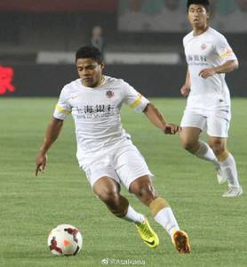 巴西前锋查尔顿签约青岛青春岛，曾效力南昌八一衡源等队