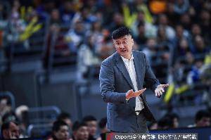 队记谈广东被新疆逆转：领先之后过分依赖单打 防守端顾此失彼